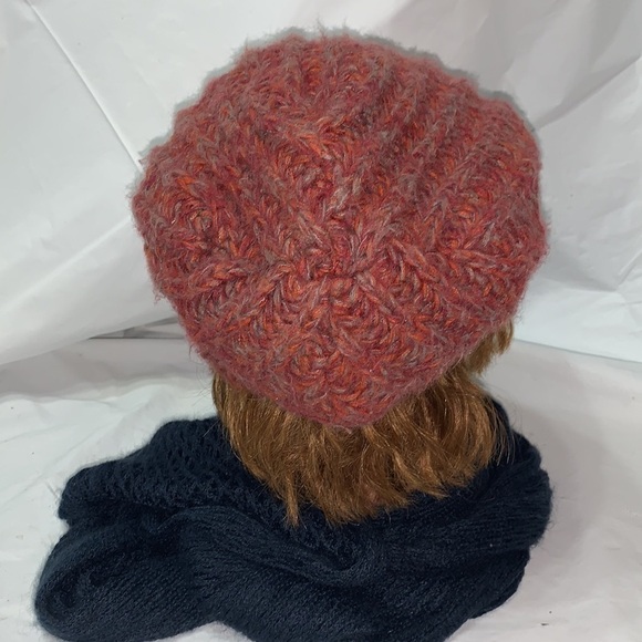 MULTICOLOR red and Gray knit beanie - Picture 3 of 4